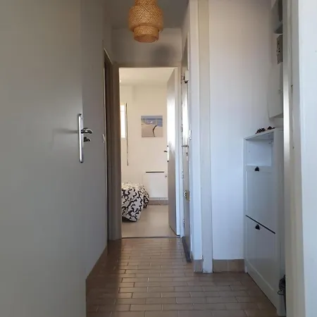 2 Pièces, Vue Sur - Proche
